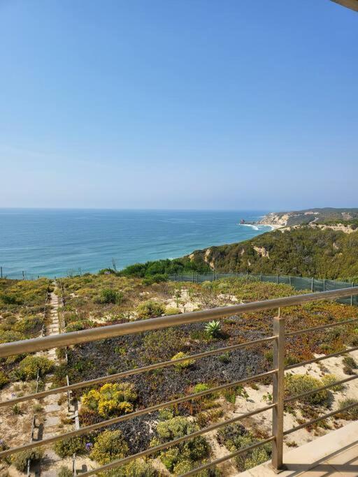 Appartamento Nazare Uninterrupted Views And Sounds Of The Sea Pataias Esterno foto