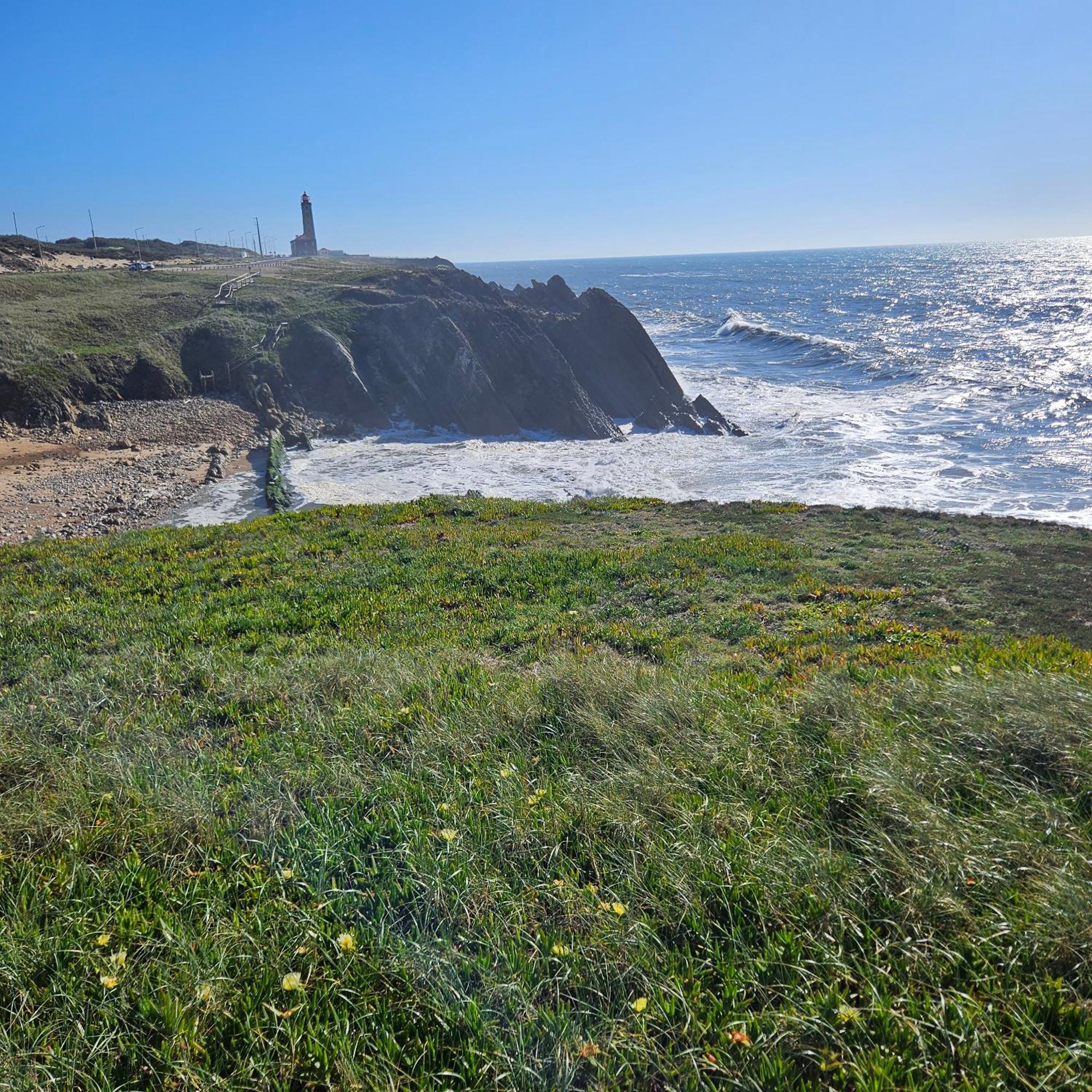 Appartamento Nazare Uninterrupted Views And Sounds Of The Sea Pataias Esterno foto